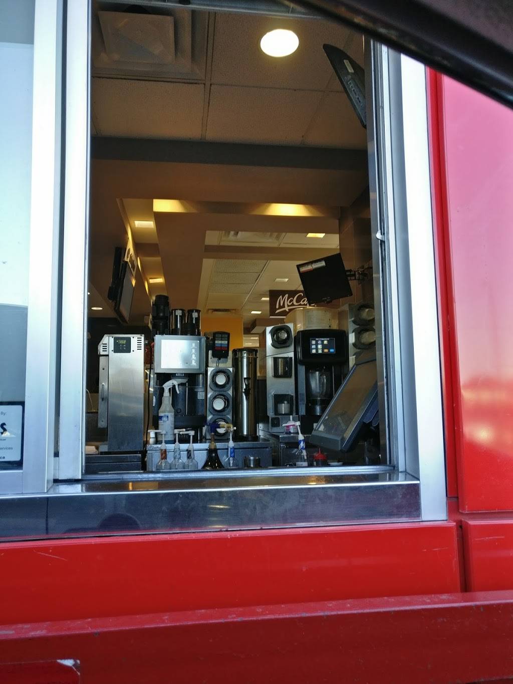 McDonalds | cafe | 1880 Carling Ave, Ottawa, ON K2A 1E7, Canada | 6137289898 OR +1 613-728-9898