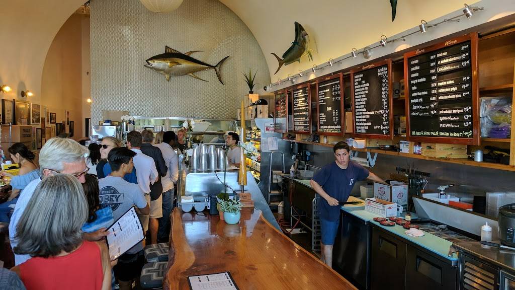Bear Flag Fish Company- Crystal Cove | restaurant | 7972 E Pacific Coast Hwy, Newport Beach, CA 92657, USA | 9497158899 OR +1 949-715-8899
