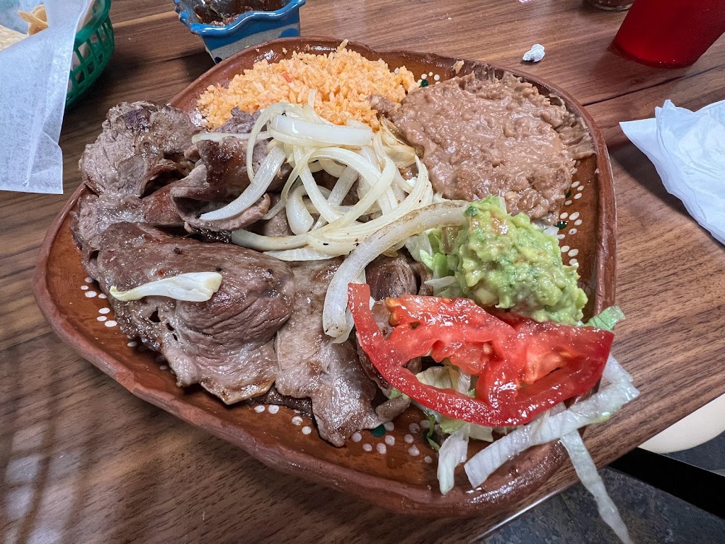 Mi Tierra Mexican Restaurant | restaurant | 2363 California Ave Ste. 105, Corona, CA 92881, USA | 9514275075 OR +1 951-427-5075