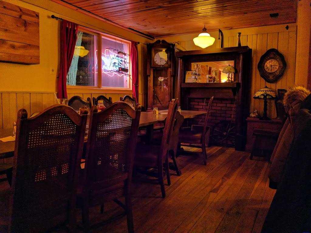 Butchs Red Mill | restaurant | 1005 S Elm Grove Rd, Brookfield, WI 53005, USA | 2627870622 OR +1 262-787-0622