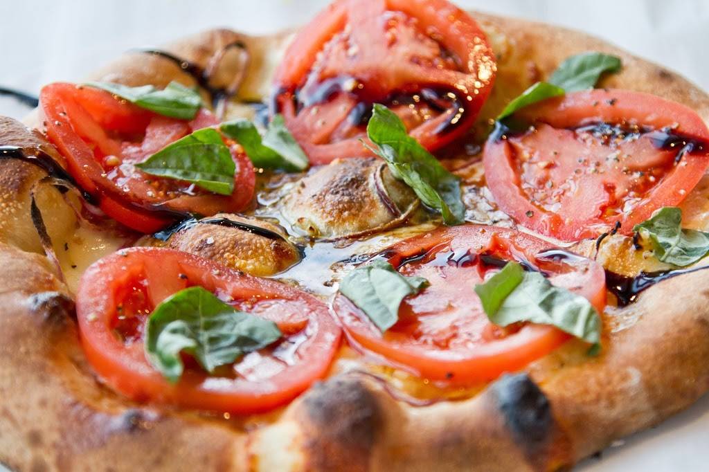 Pizzeria Limone | meal takeaway | 42 W 11400 S, Sandy, UT 84070, USA | 8016668707 OR +1 801-666-8707