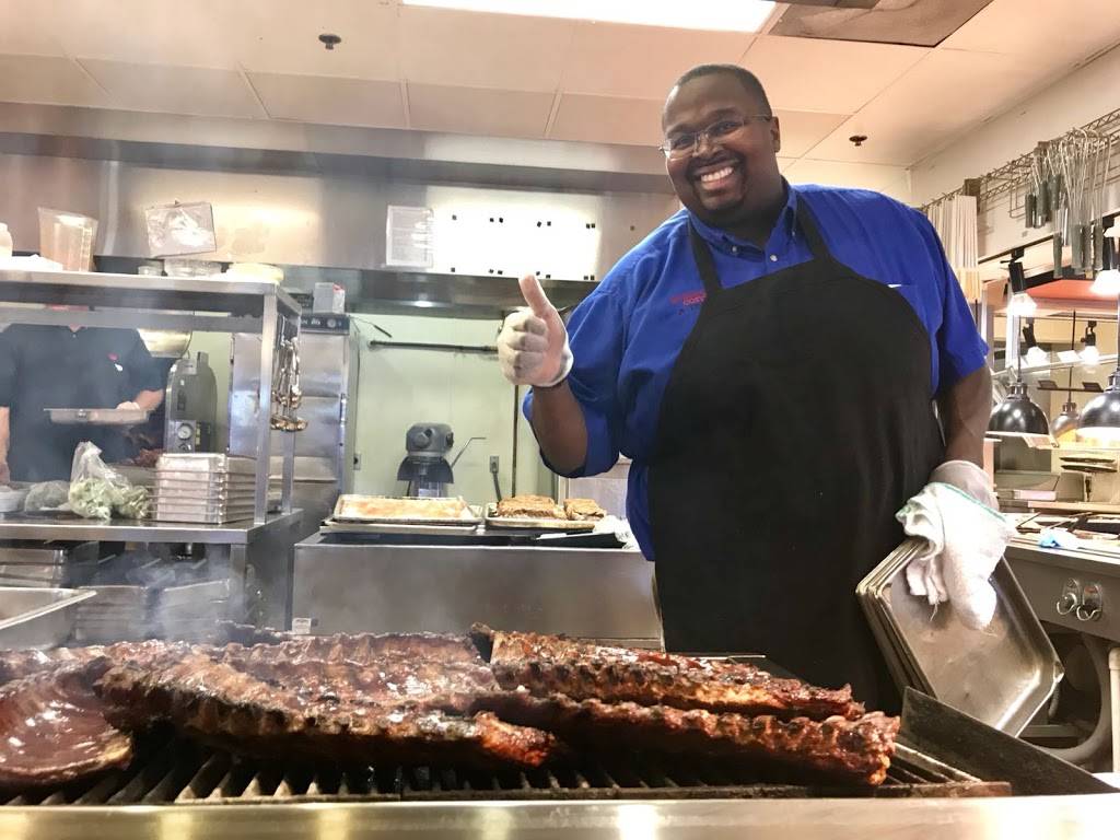 Golden Corral Buffet & Grill | meal takeaway | 8215 Broadway, Merrillville, IN 46410, USA | 2197692483 OR +1 219-769-2483