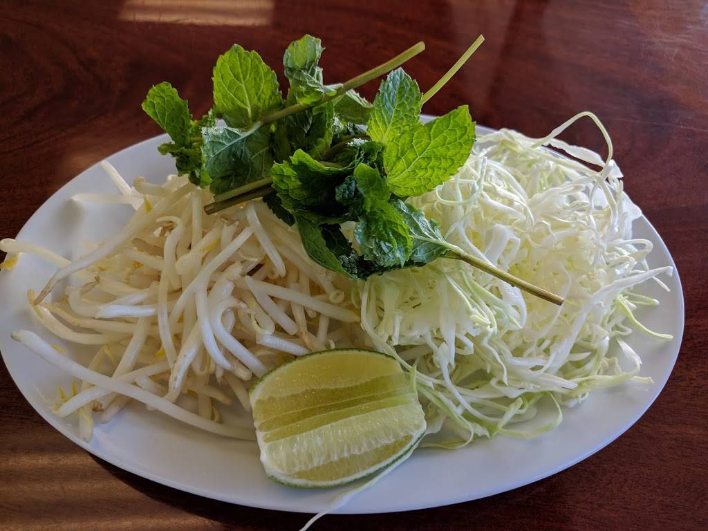 Fung Wong Bakery | restaurant | 833 International Blvd, Oakland, CA 94606, USA | 5108328182 OR +1 510-832-8182