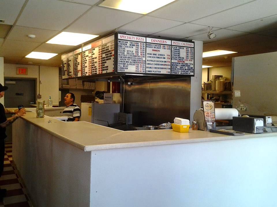 Sofias Pizza | restaurant | 100 Canterbury St, Worcester, MA 01603, USA | 5087562310 OR +1 508-756-2310