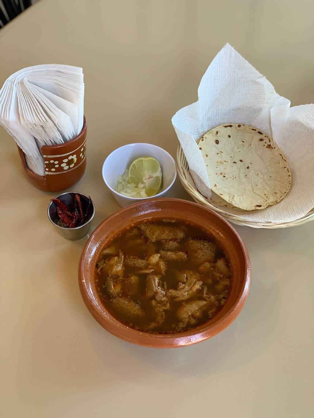 Antojos Guadalajara | restaurant | 1701 Guadalupe St, San Antonio, TX 78207, USA | 2104127451 OR +1 210-412-7451