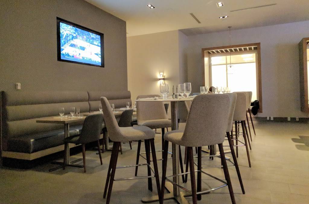 Shade Bar and Grill | restaurant | 400 W Livingston St, Orlando, FL 32801, USA | 4078688686 OR +1 407-868-8686