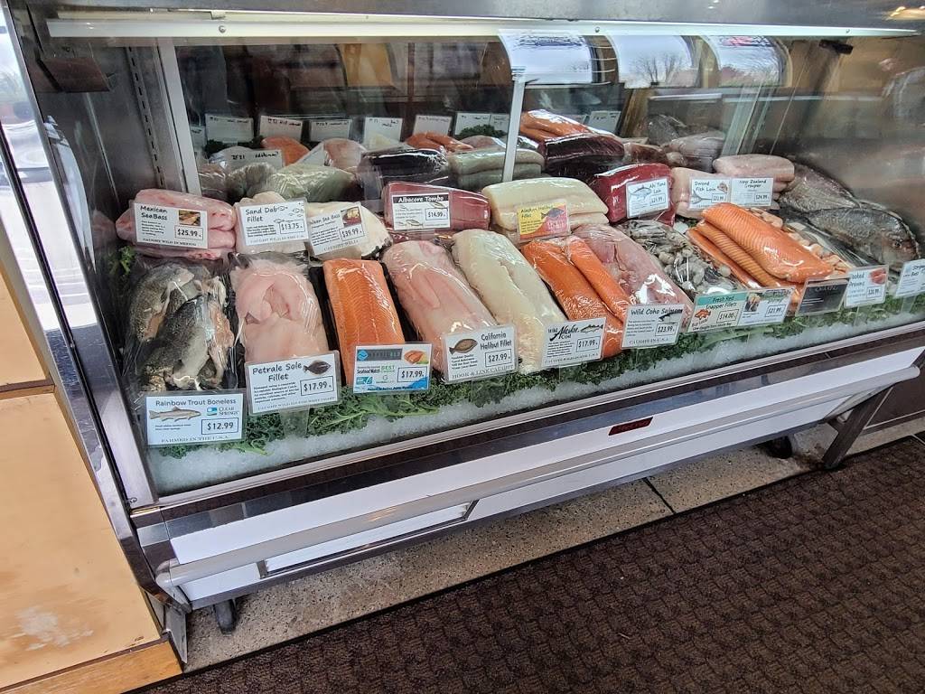 Pier 46 Seafood Market | restaurant | 1131 Rossi Rd, Templeton, CA 93465, USA | 8054341950 OR +1 805-434-1950