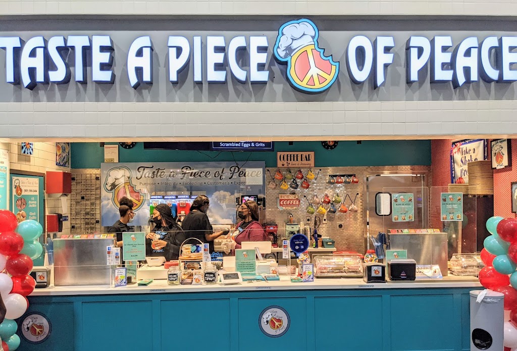 Taste a Piece of Peace | restaurant | 4465 Poplar Ave Suite FS03, Memphis, TN 38117, USA | 9015902484 OR +1 901-590-2484