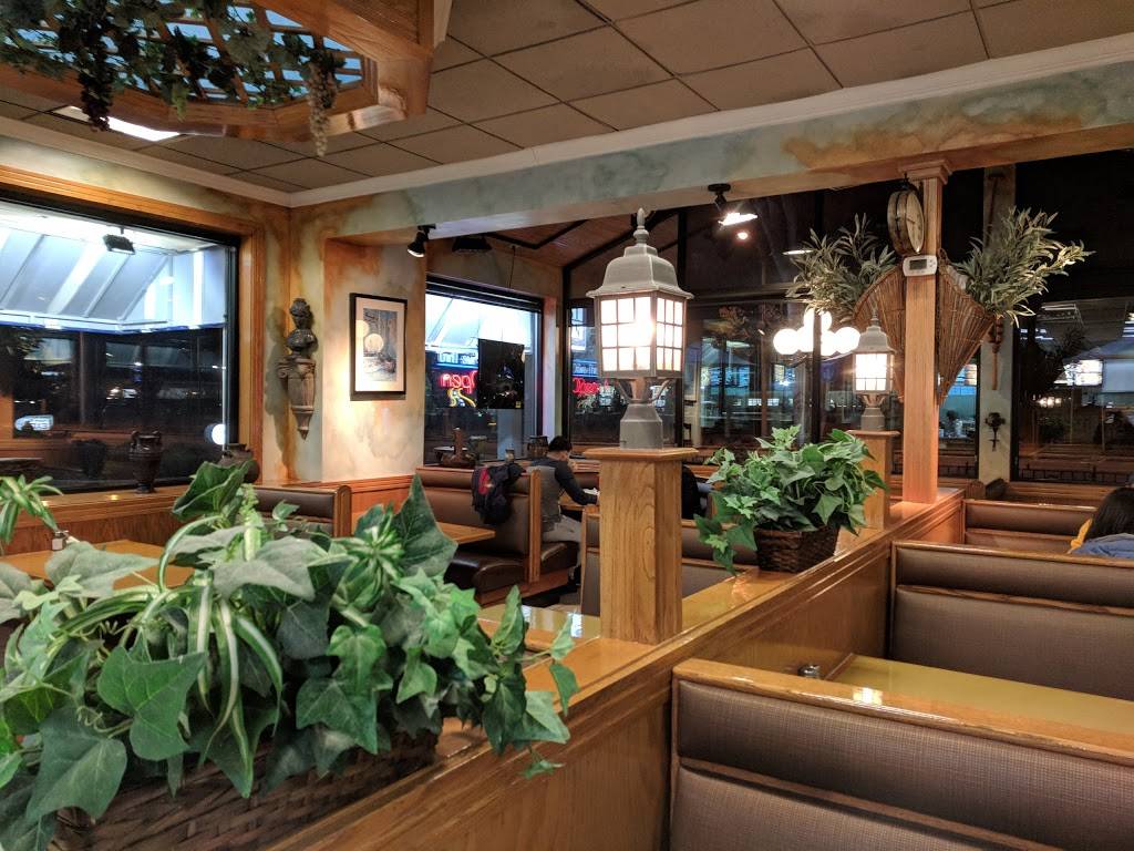 Oakland Gyros | restaurant | 530 W Layton Ave, Milwaukee, WI 53207, USA | 4147442555 OR +1 414-744-2555