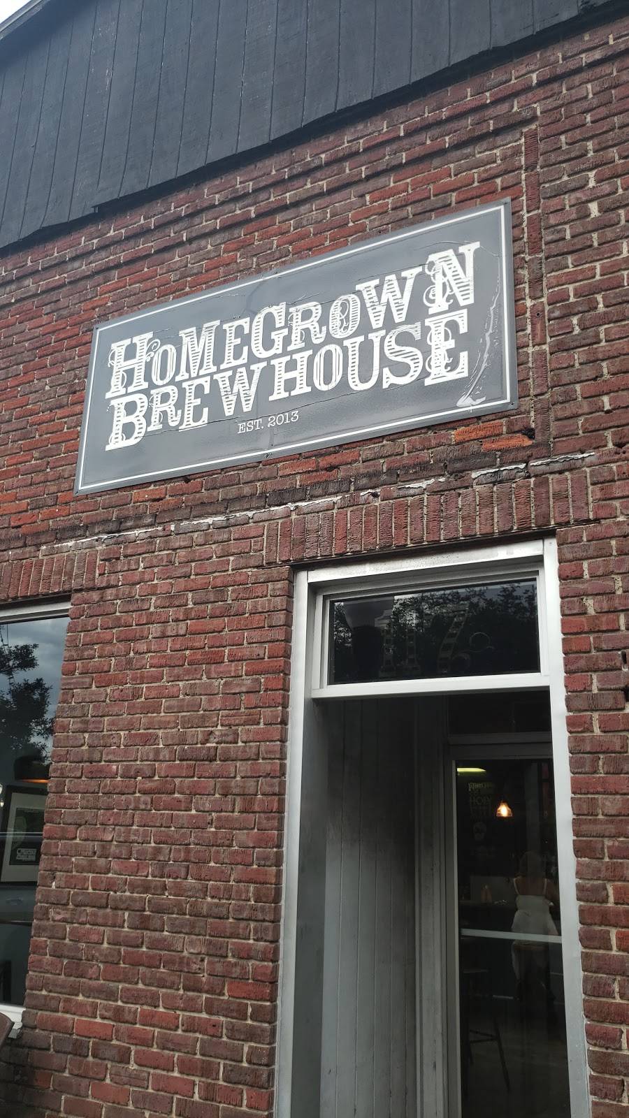Homegrown Brewhouse | restaurant | 117 S Main St, Summerville, SC 29483, USA | 8438799342 OR +1 843-879-9342