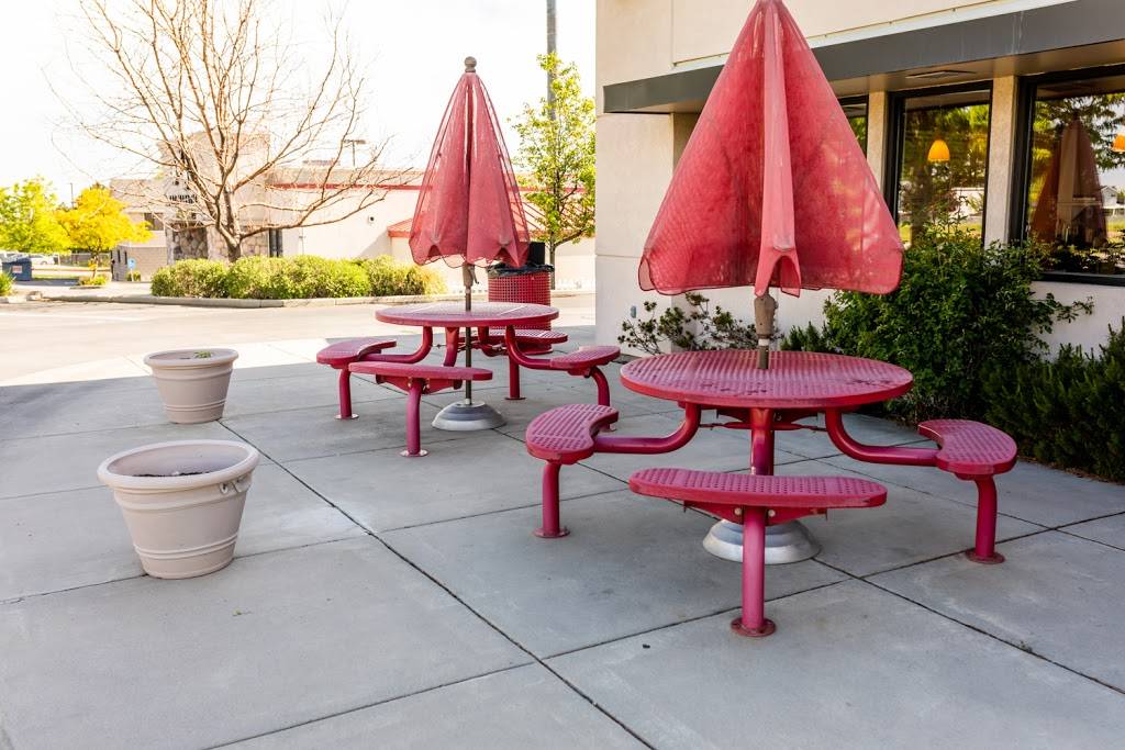 Abs Drive-In | restaurant | 4591 S 5600 W, West Valley City, UT 84120, USA | 8019682130 OR +1 801-968-2130