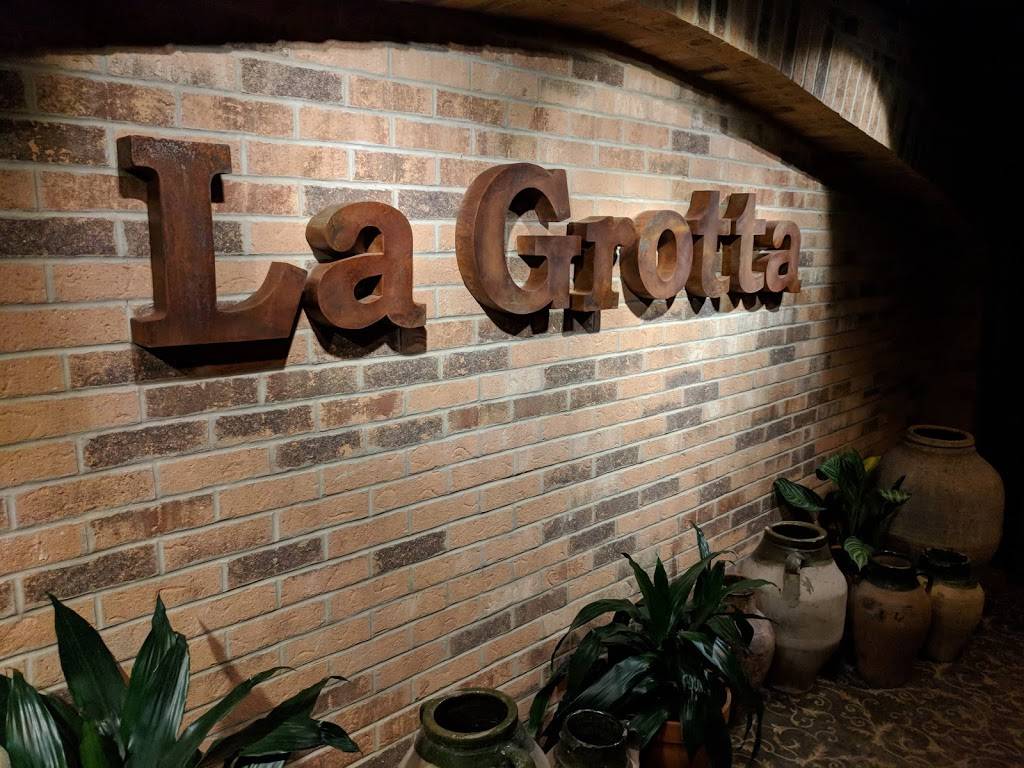 La Grotta Ristorante | restaurant | 2637 Peachtree Rd NE, Atlanta, GA 30305, USA | 4042311368 OR +1 404-231-1368