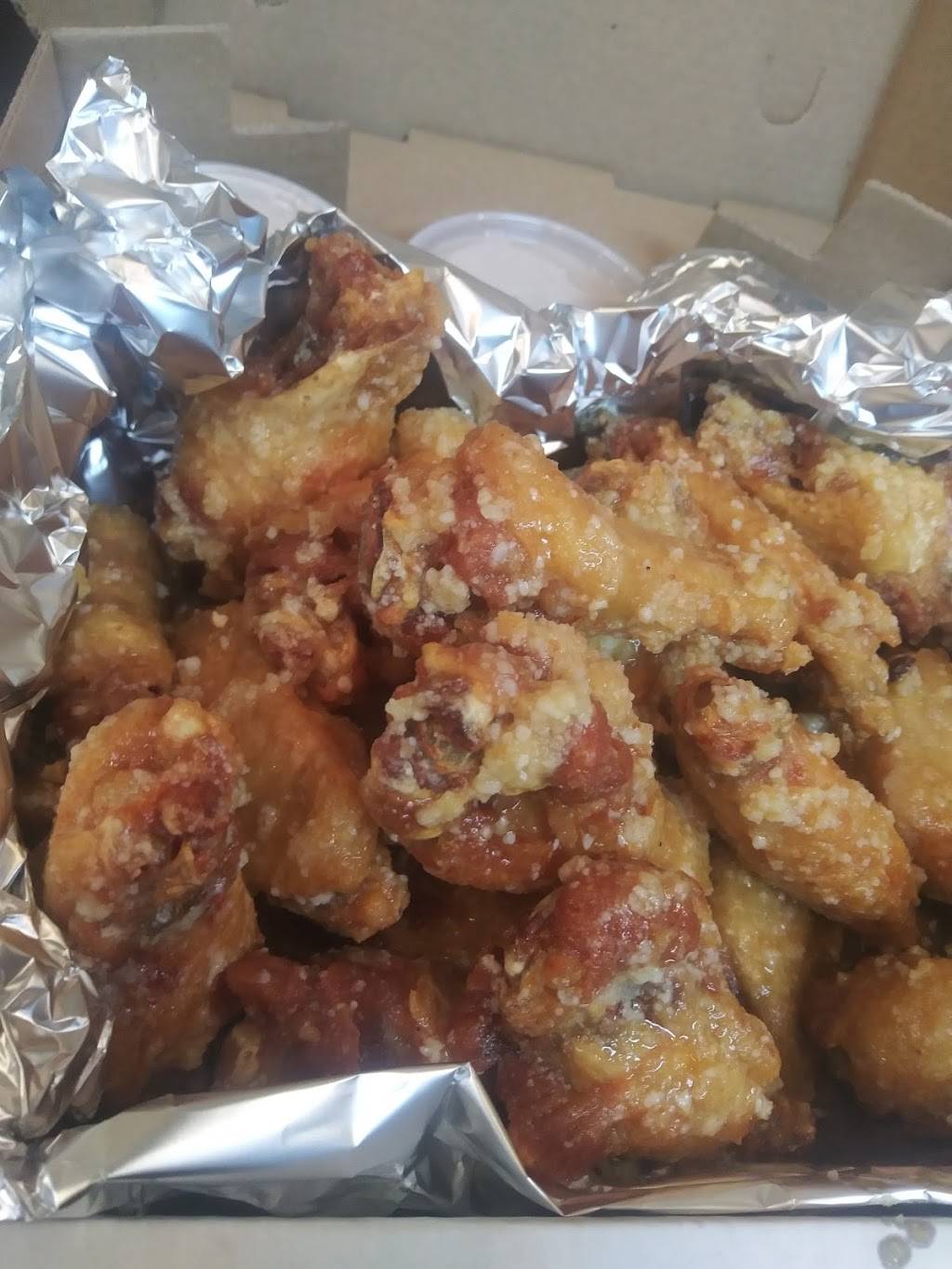 Maracles pizza | restaurant | 1161 Sheridan Dr, Tonawanda, NY 14150, USA | 7163504090 OR +1 716-350-4090