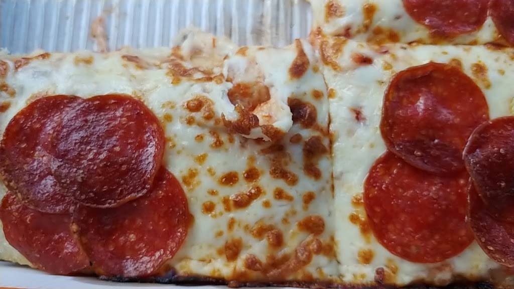 Little Caesars Pizza | meal takeaway | 13651 Hunters Oak Dr, Orlando, FL 32837, USA | 4078564059 OR +1 407-856-4059