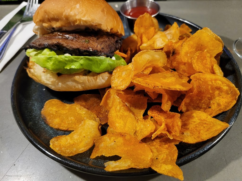 10 Barrel Brewing West Side Bend | restaurant | 1135 NW Galveston Ave, Bend, OR 97701, USA | 5416785228 OR +1 541-678-5228