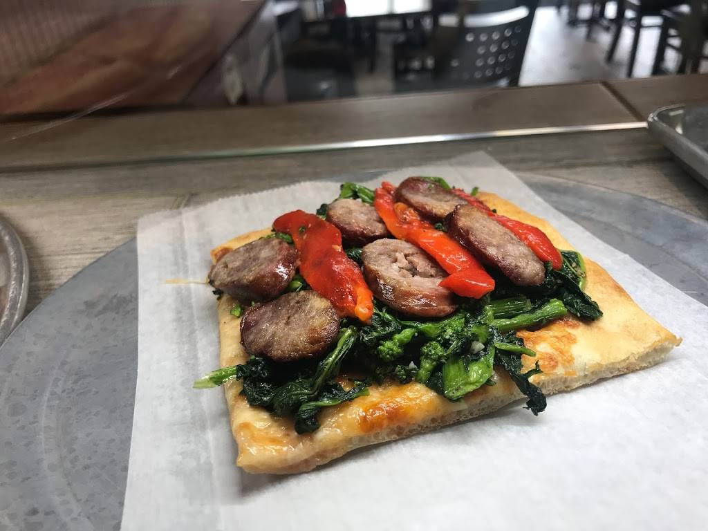 La Familia | restaurant | 505 Bedford Ave, Bellmore, NY 11710, USA | 5168097400 OR +1 516-809-7400