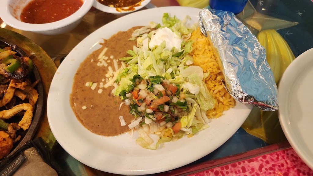 Mariachi Grill | restaurant | 45 Fannie Ln #107, Lonoke, AR 72086, USA | 5016766555 OR +1 501-676-6555
