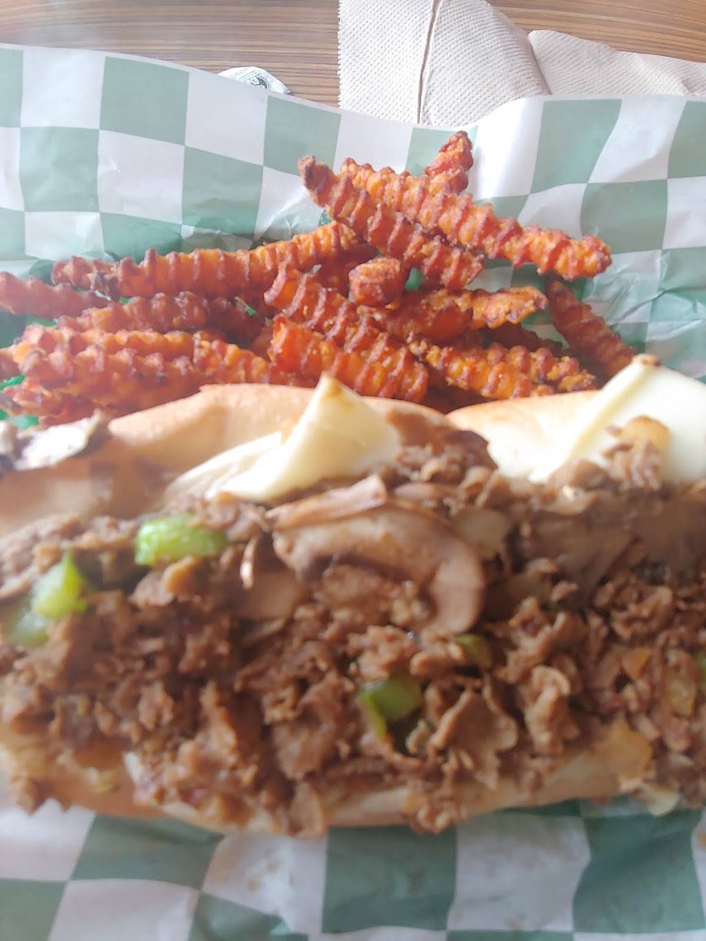 Chartroose Caboose | restaurant | 10636 Metcalf Ave, Overland Park, KS 66212, USA | 9133413631 OR +1 913-341-3631