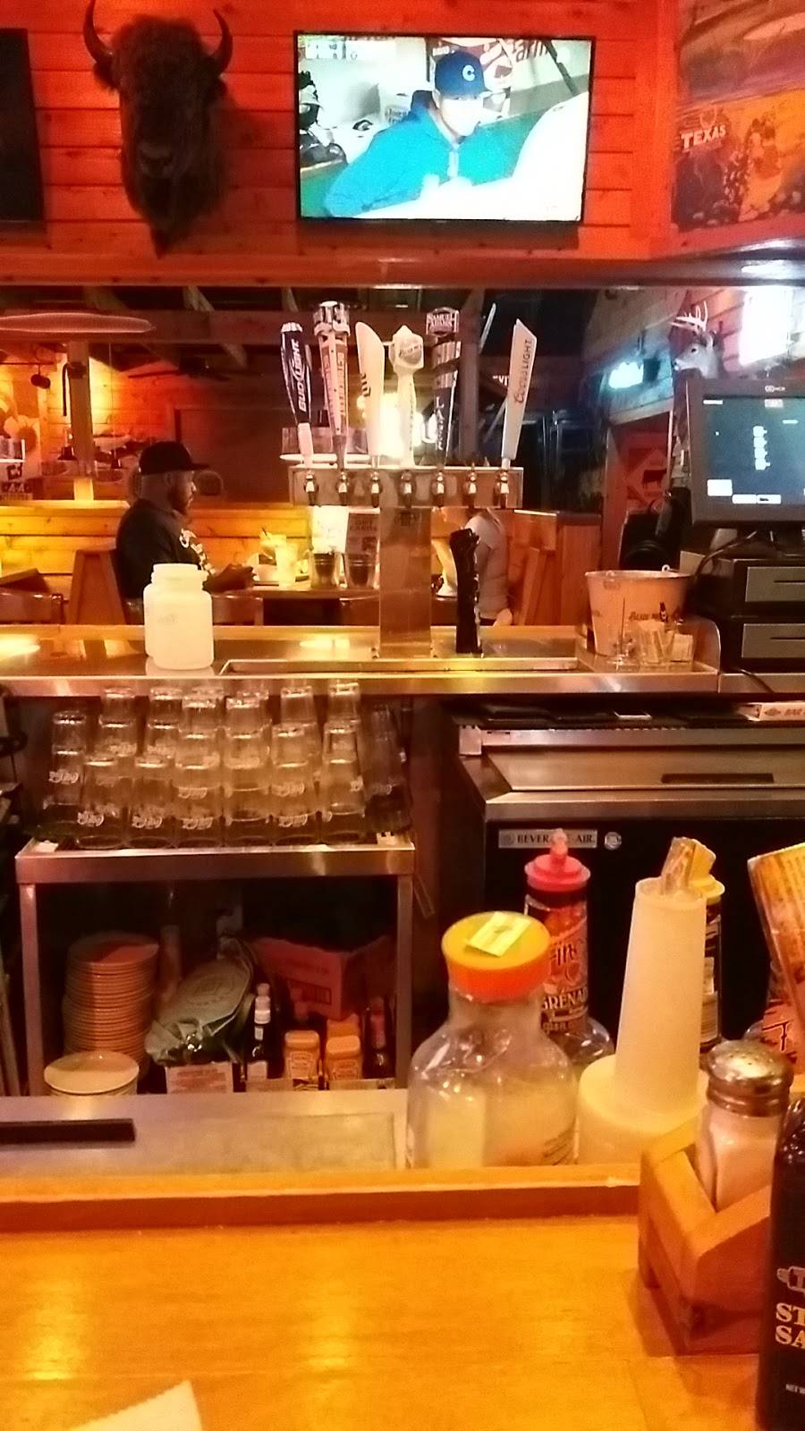 Texas Roadhouse | restaurant | 7240 Walton St, Rockford, IL 61108, USA | 8152271283 OR +1 815-227-1283