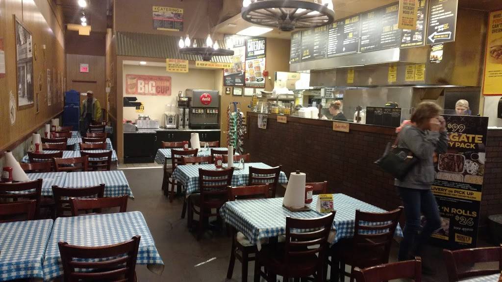 Dickeys Barbecue Pit | restaurant | 5466 St Croix Trail, North Branch, MN 55056, USA | 6514007947 OR +1 651-400-7947