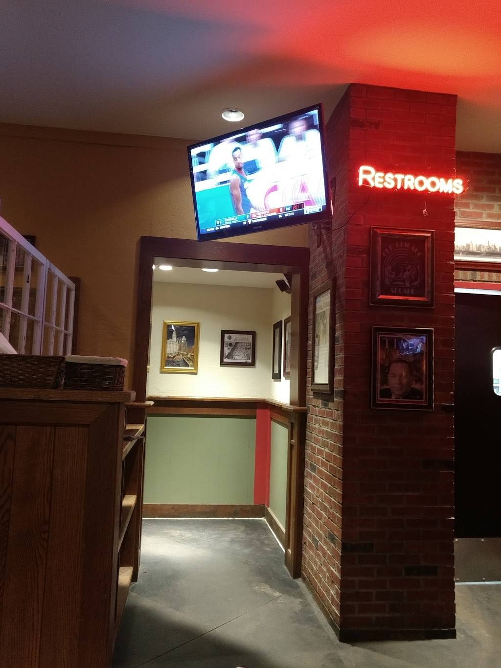 Old Chicago Pizza and Taproom | restaurant | 10601 Fischer Park Dr, Louisville, KY 40241, USA | 5026575700 OR +1 502-657-5700