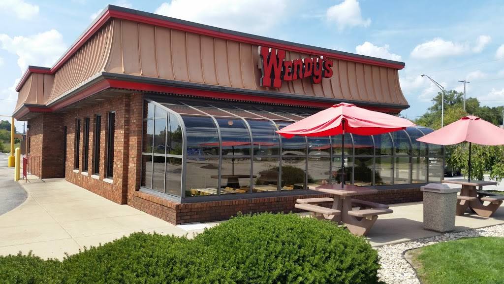 Wendys | restaurant | 748 Indian Boundary Rd, Chesterton, IN 46304, USA | 2192501454 OR +1 219-250-1454