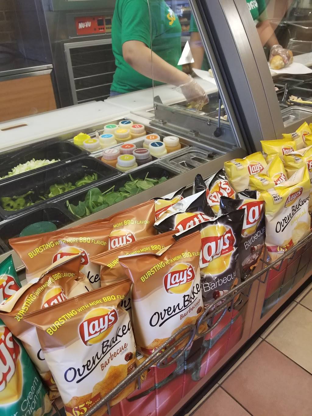 Subway Restaurants | restaurant | Leetsdale Center, 560 S Holly St #3, Denver, CO 80246, USA | 3033993933 OR +1 303-399-3933