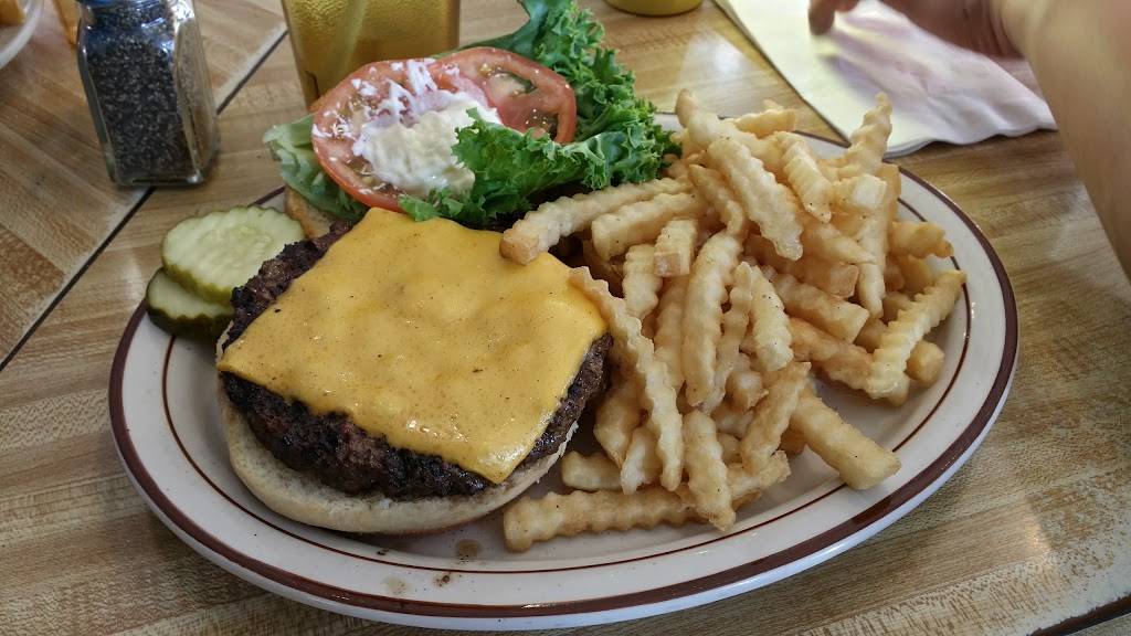 Flameburger | restaurant | 2534 Rice St, St Paul, MN 55113, USA | 6514838444 OR +1 651-483-8444