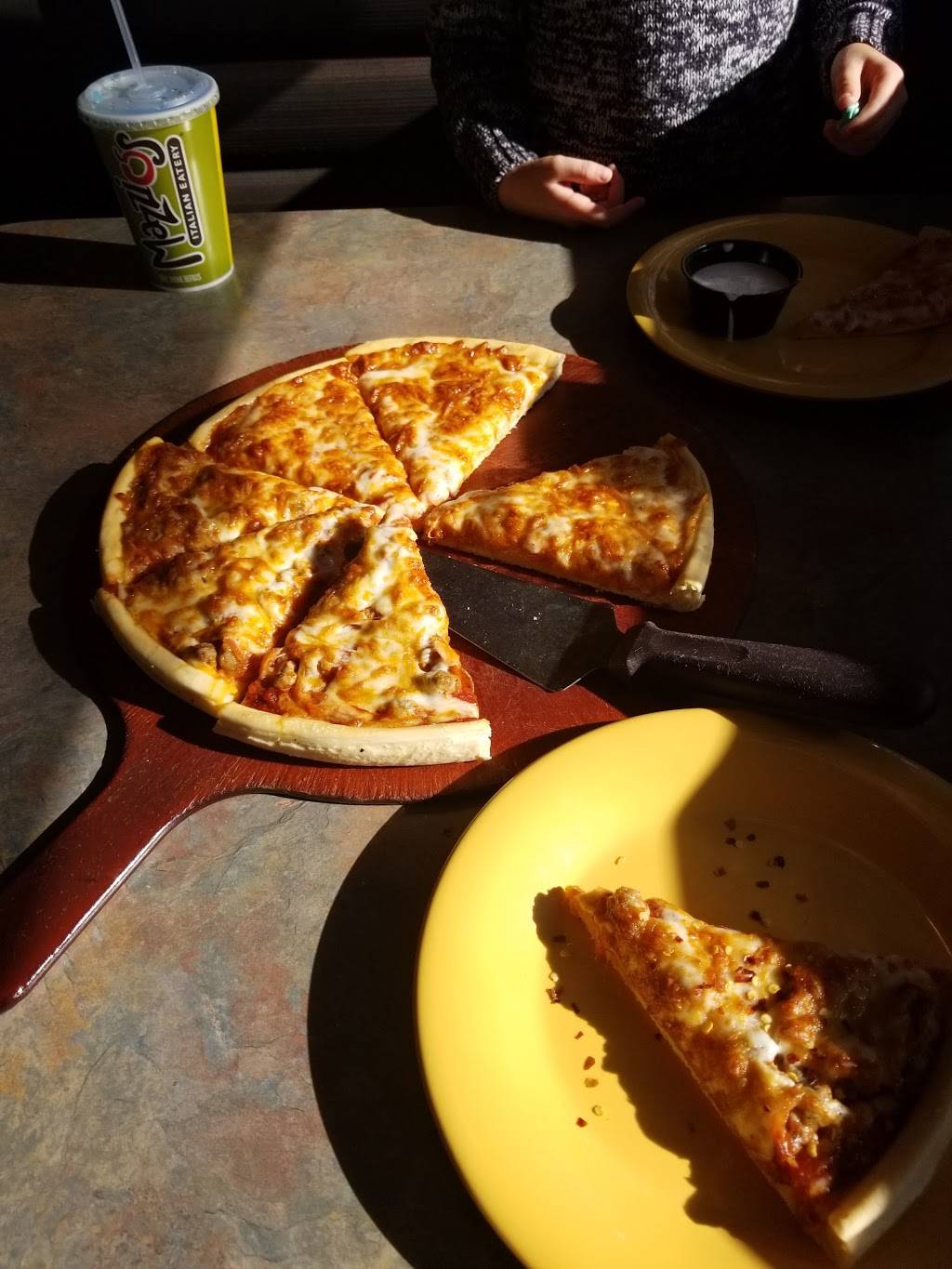 Mazzios Italian Eatery | meal delivery | 1211 N Broadway St, Shawnee, OK 74801, USA | 4055988888 OR +1 405-598-8888