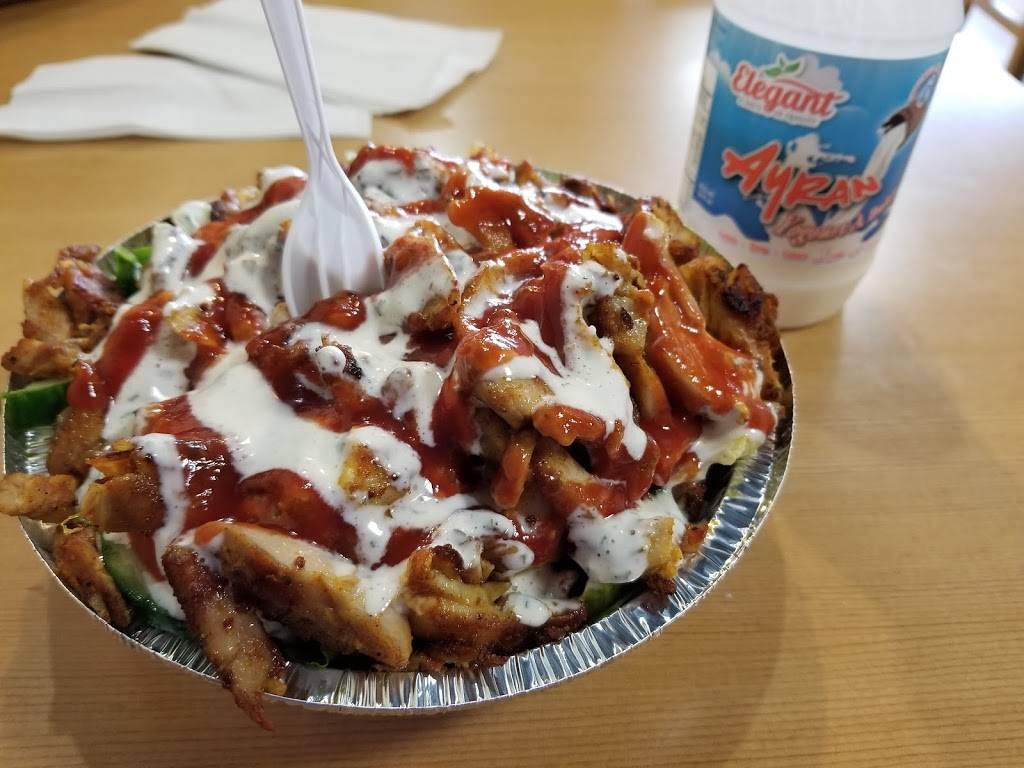 Royal Shawarma | restaurant | 1540 North Service Rd W, Oakville, ON L6M 4A1, Canada | 9054698366 OR +1 905-469-8366