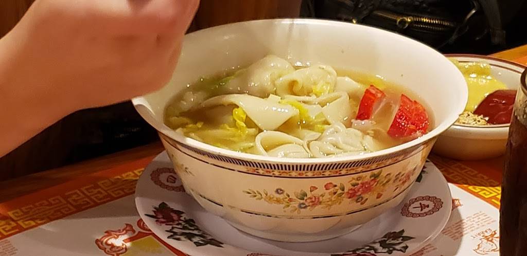 Four Seasons restaurant | restaurant | 820 Griffin Ave, Enumclaw, WA 98022, USA | 3608256541 OR +1 360-825-6541