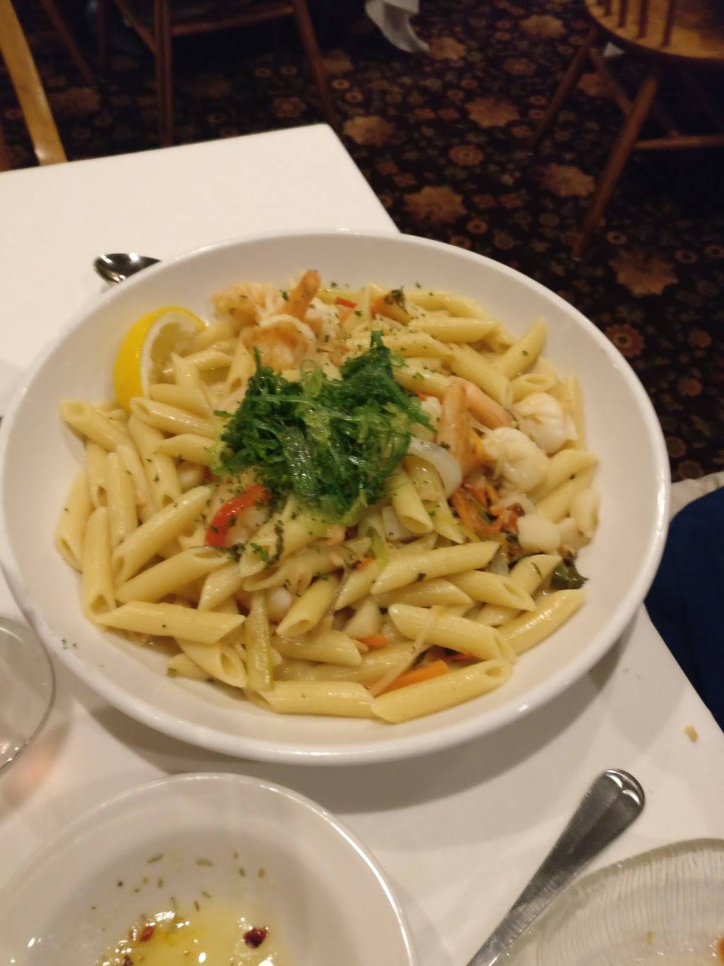 Common Market Restaurants | restaurant | 97 Willard St, Quincy, MA 02169, USA | 6177739532 OR +1 617-773-9532