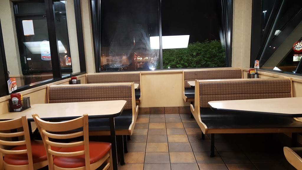 Dairy Queen Grill & Chill | restaurant | 6205 Bardstown Rd, Louisville, KY 40291, USA | 5022312417 OR +1 502-231-2417