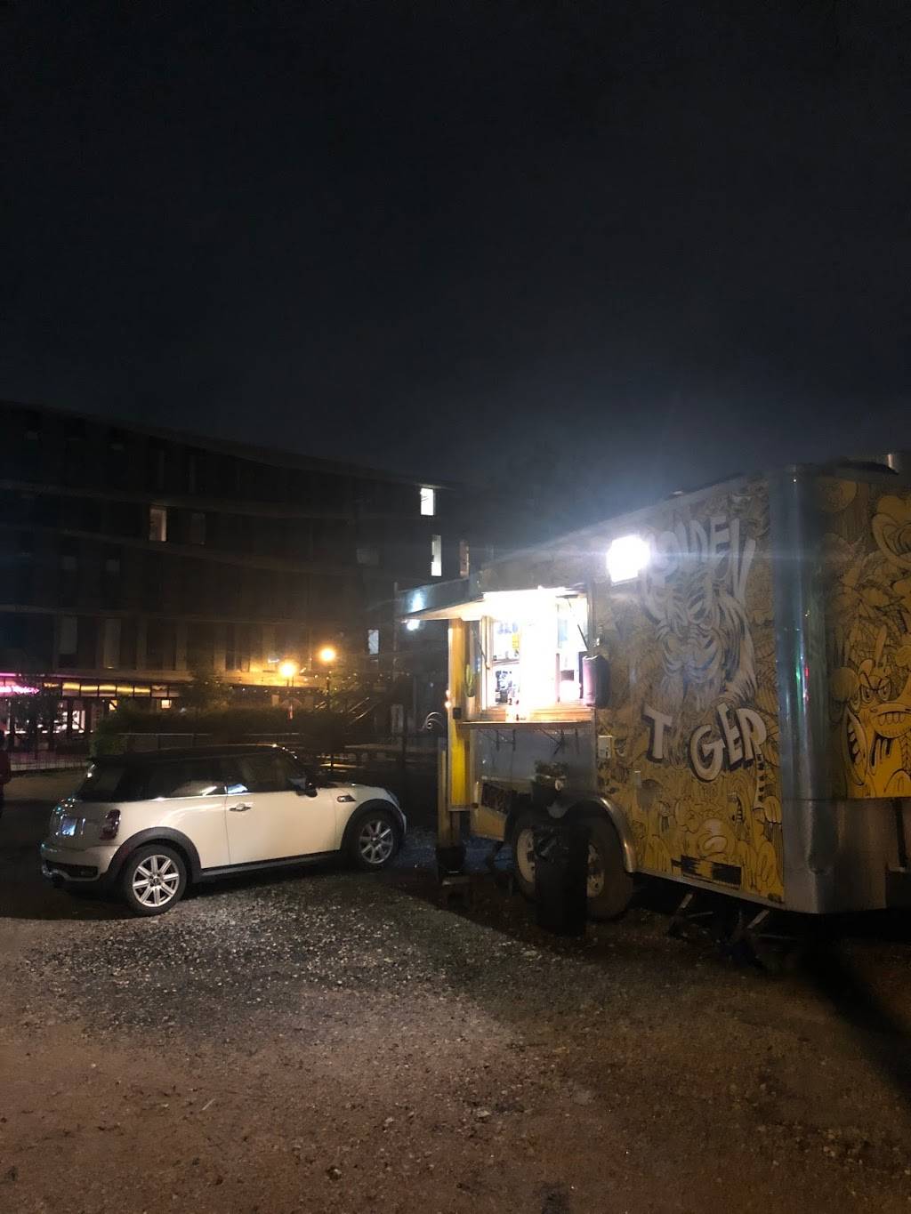 Golden Tiger | restaurant | 1816 E 6th St, Austin, TX 78702, USA | 5123876503 OR +1 512-387-6503