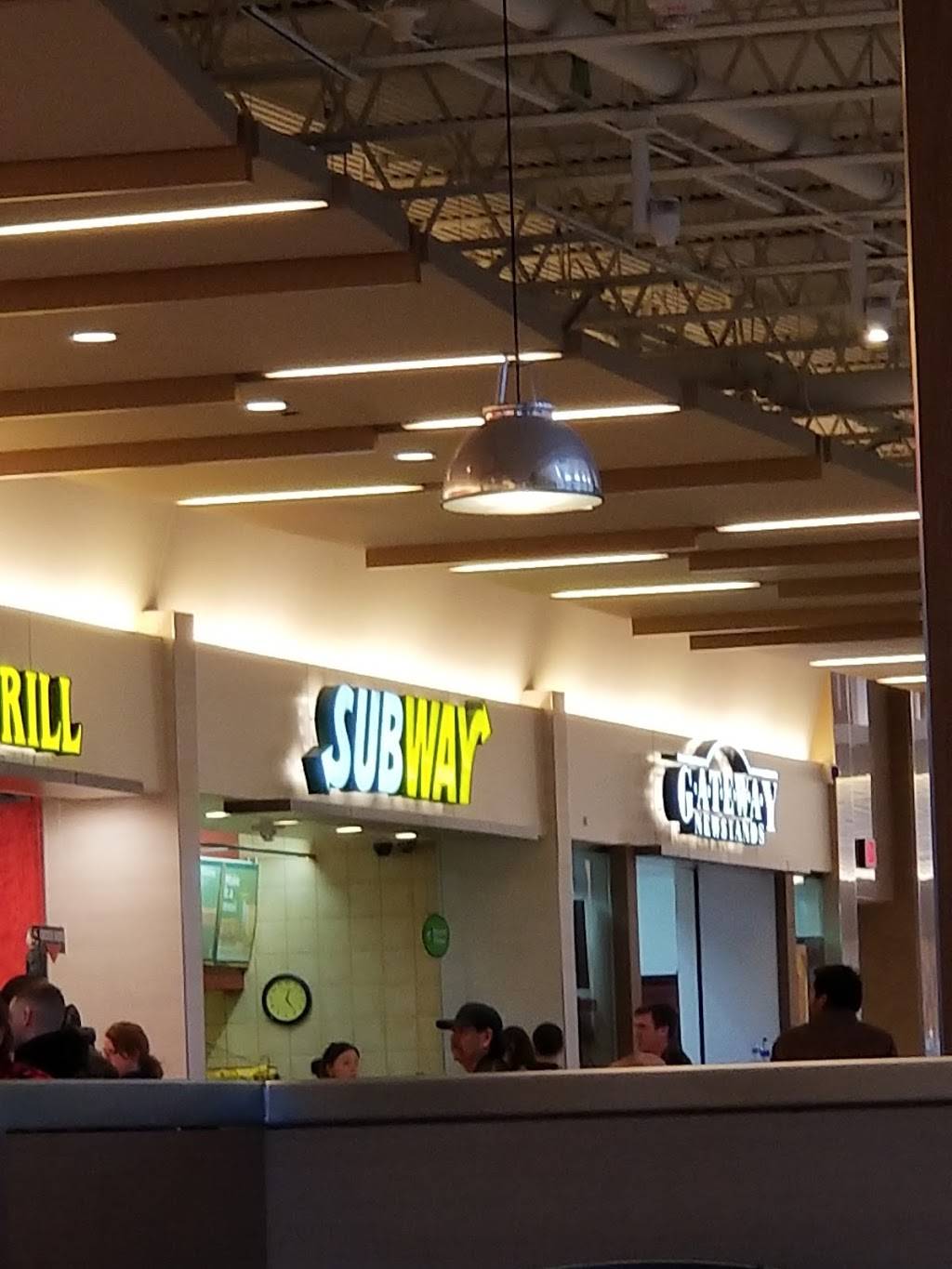 Subway Restaurants | restaurant | 6170 W Grand Ave, Gurnee, IL 60031, USA | 8478550820 OR +1 847-855-0820