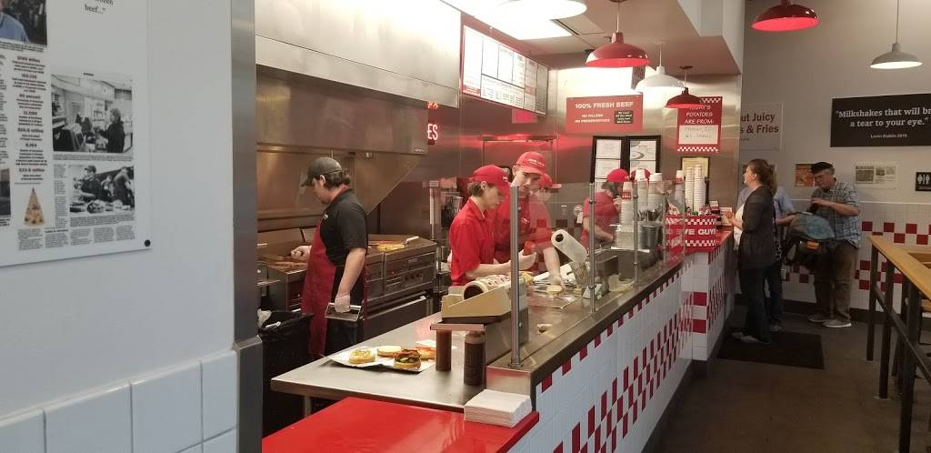Five Guys | meal takeaway | 2050 8th Ave, West Linn, OR 97068, USA | 5035940812 OR +1 503-594-0812