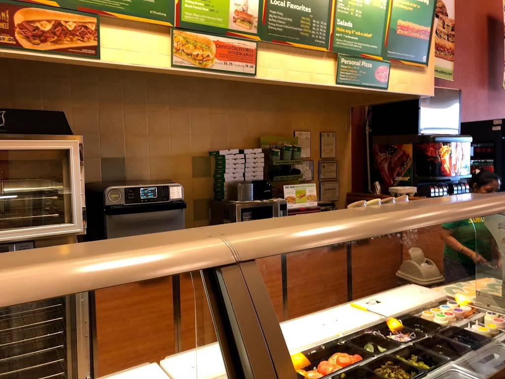 Subway | restaurant | 118 Durham Ave, South Plainfield, NJ 07080, USA | 9087541496 OR +1 908-754-1496