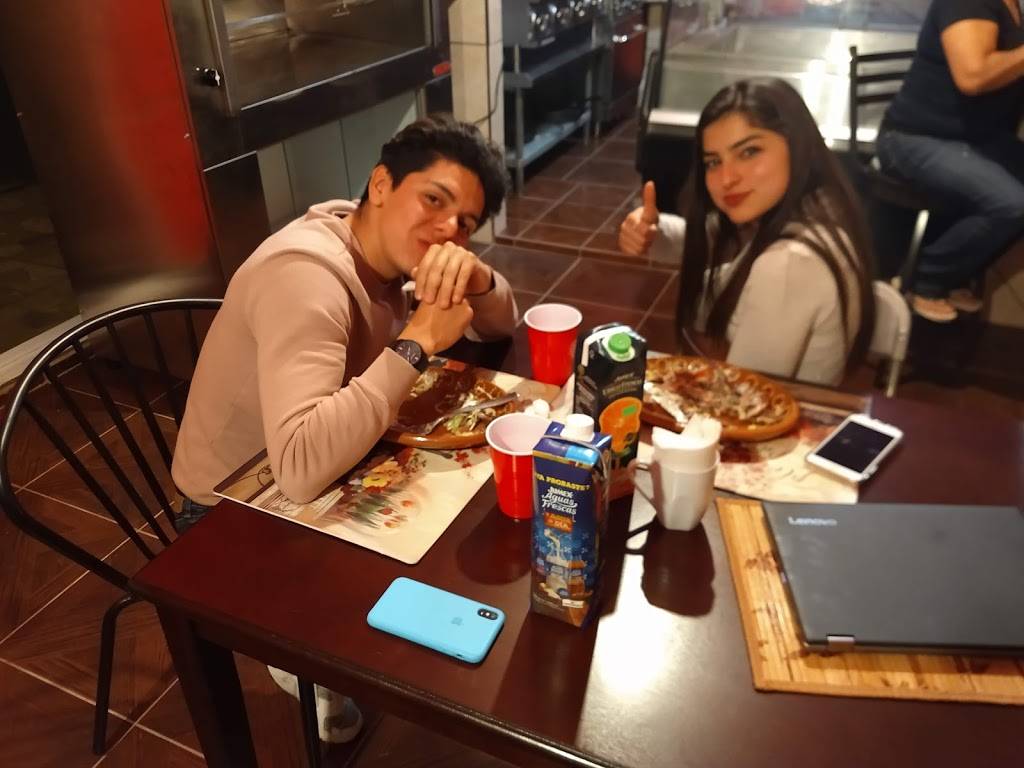 Rosticería y Antojitos Doña Vero | restaurant | Las Torres Parte Baja, Las Torres, 22470 Tijuana, B.C., Mexico | 016645898021 OR +52 664 589 8021