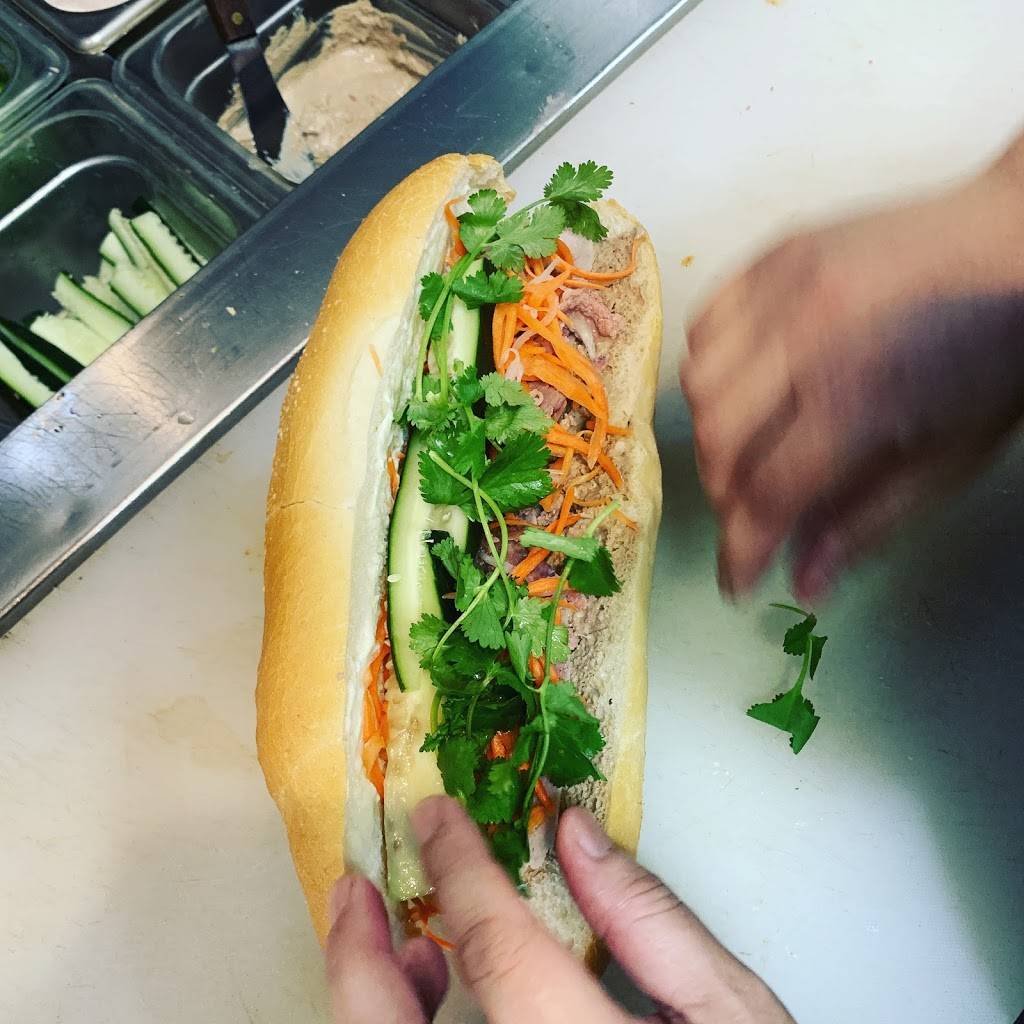 Delly Beans Sandwich & Coffee | restaurant | 2141 Shaw Ave, Clovis, CA 93611, USA | 5593238054 OR +1 559-323-8054