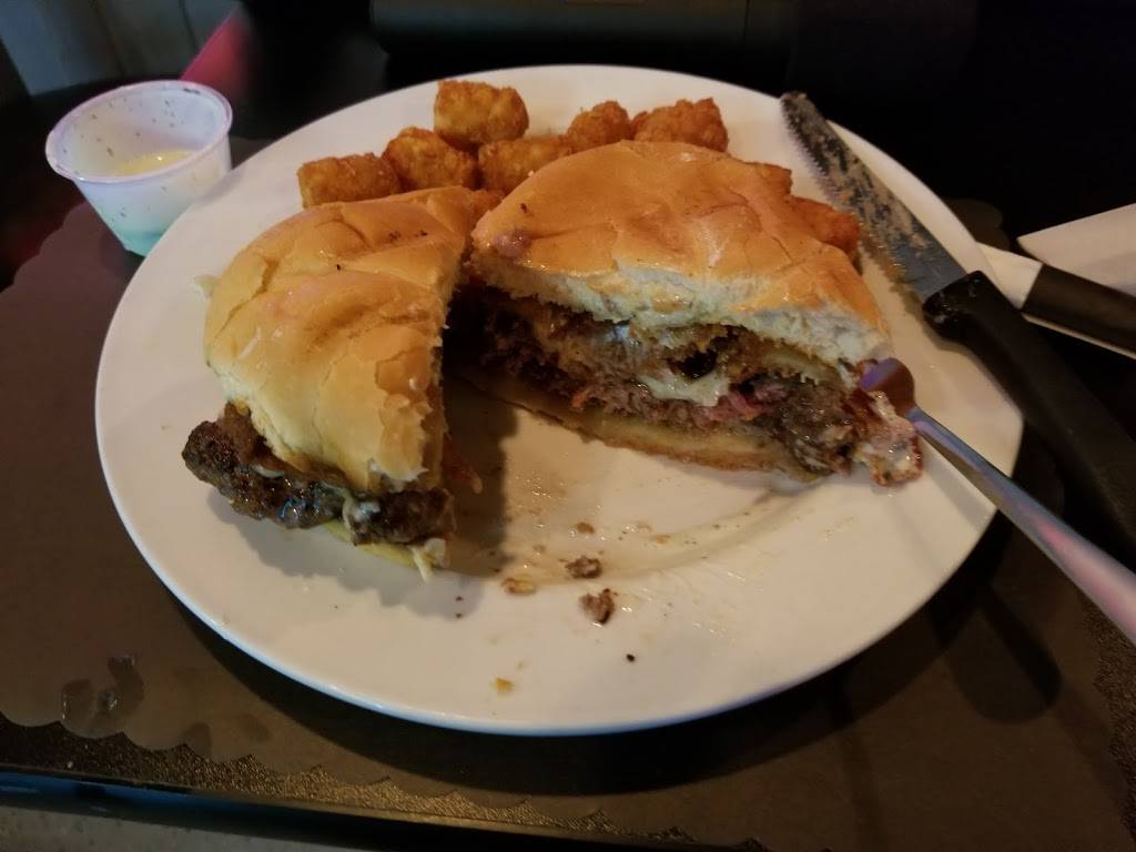 GoodFellas Restaurant & Tavern | restaurant | 1915 McCague St, Pittsburgh, PA 15218, USA | 4123516551 OR +1 412-351-6551