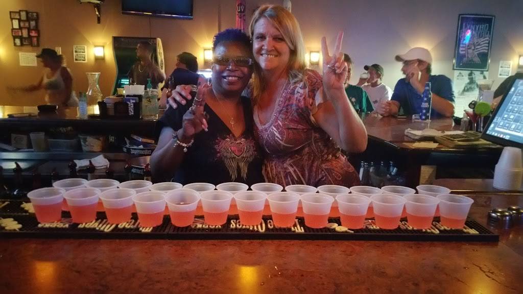 GGz Food & Spirits | restaurant | 645 SE Main St, Simpsonville, SC 29681, USA | 8649674100 OR +1 864-967-4100