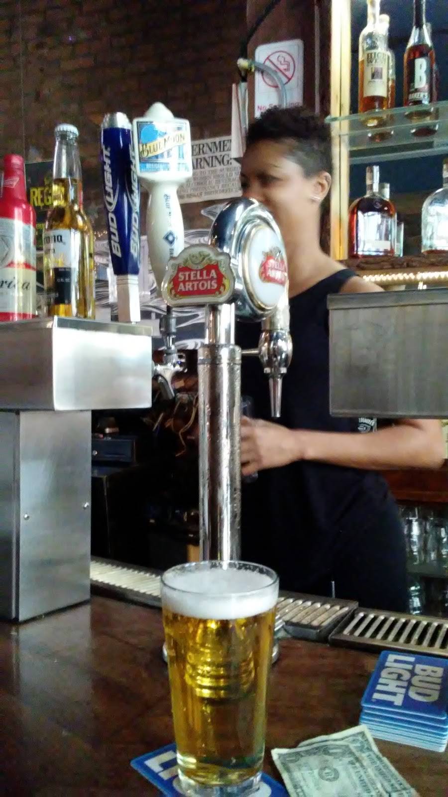 Mos Bar & Lounge | restaurant | 80 Lafayette Ave, Brooklyn, NY 11217, USA | 7187972849 OR +1 718-797-2849