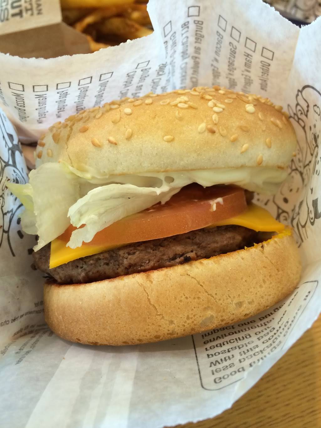 A&W Canada | restaurant | 0303 - 999 Upper Wentworth St, Hamilton, ON L9A 4X5, Canada | 9055759361 OR +1 905-575-9361