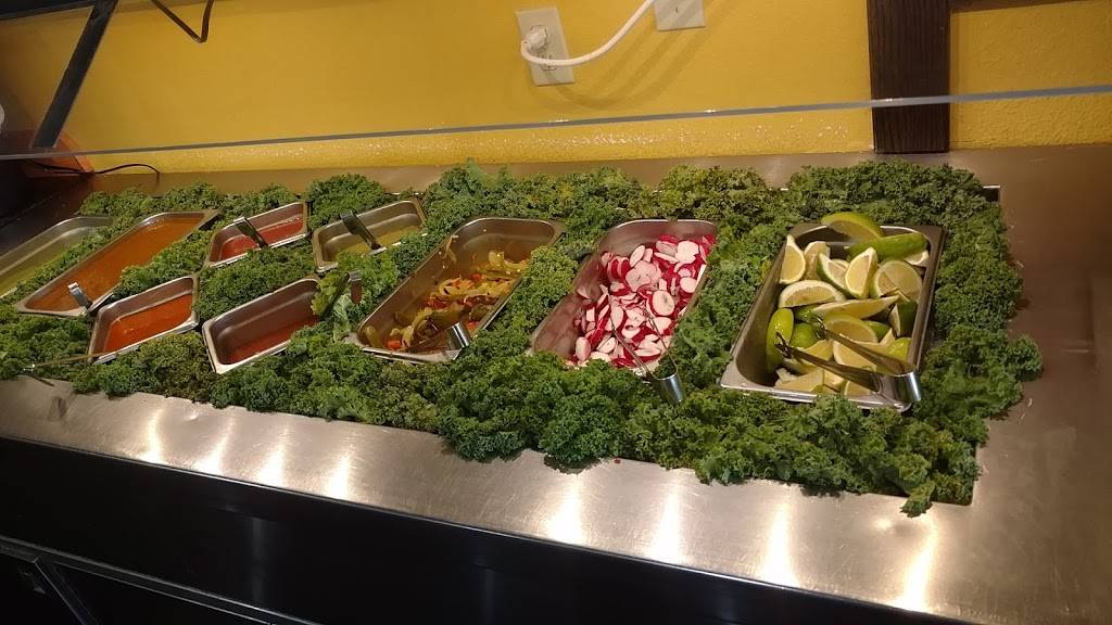 La Fonda Taqueria Y Mariscos | restaurant | 358 Central Ave, Shafter, CA 93263, USA | 6617460034 OR +1 661-746-0034