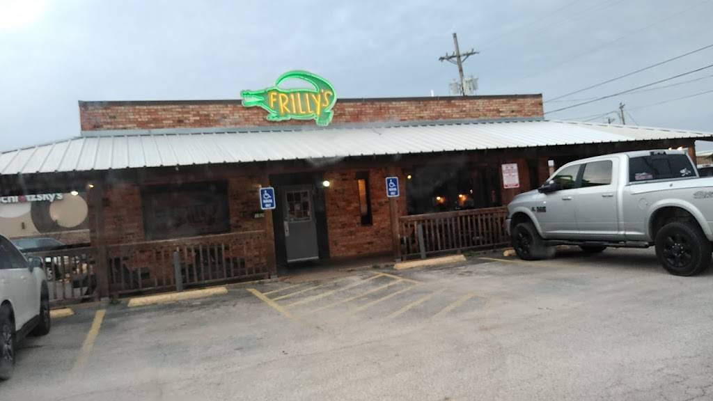 Frillys Seafood Bayou Kitchen | restaurant | 1925 Denison St, Denton, TX 76201, USA | 9402432126 OR +1 940-243-2126