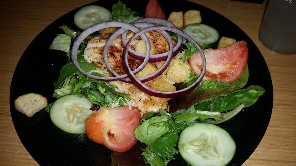 Buffalo Wild Wings | meal takeaway | 130 S Equity Dr, Smithfield, NC 27577, USA | 9199381250 OR +1 919-938-1250