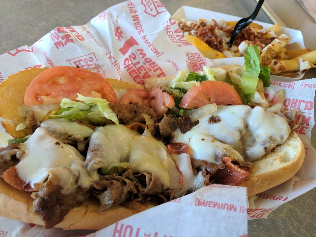 Charleys Philly Steaks | restaurant | 4976 Premium Outlets Way, Chandler, AZ 85226, USA | 4806391924 OR +1 480-639-1924