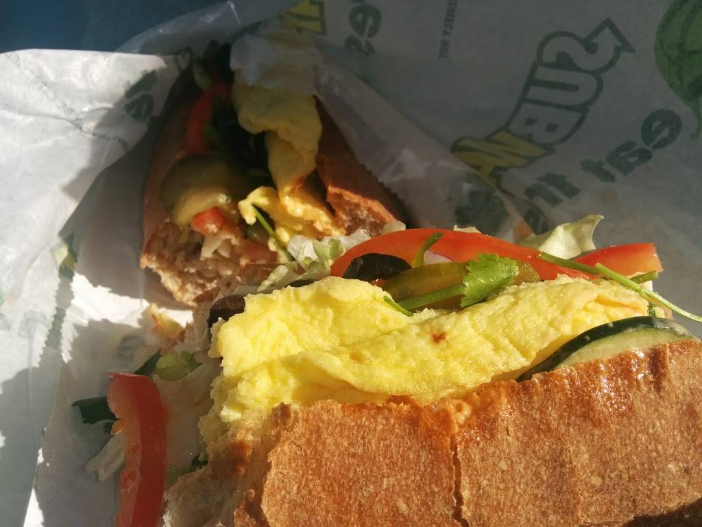 Subway Restaurants | restaurant | 1000 Universal Center Dr, V 201, Universal City Walk, Universal City, CA 91608, USA | 8185091175 OR +1 818-509-1175