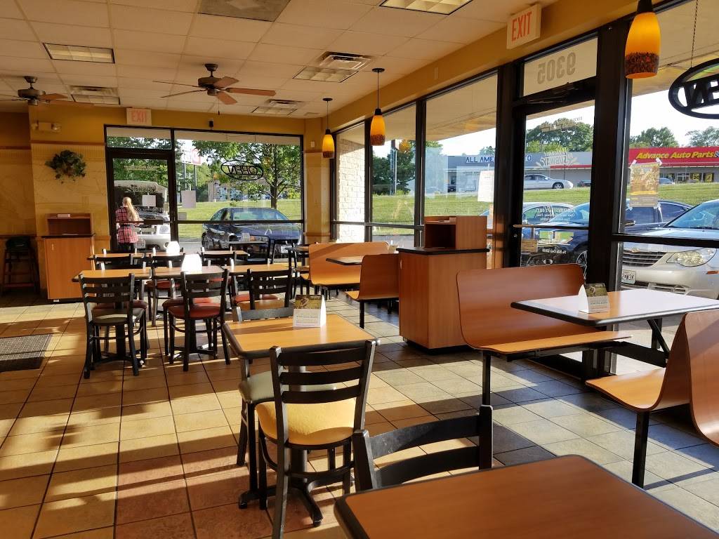 Subway | meal takeaway | 10300 East, E State Rte 350, Raytown, MO 64138, USA | 8163584777 OR +1 816-358-4777