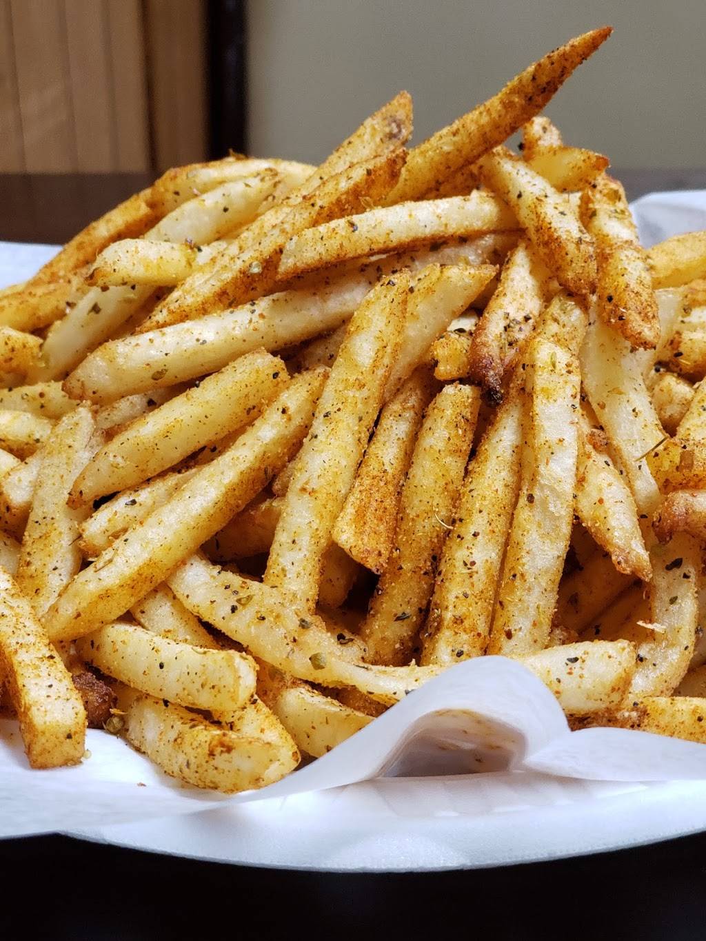 BBQ Nite | restaurant | 470 S Broadway, Hicksville, NY 11801, USA | 5169351599 OR +1 516-935-1599